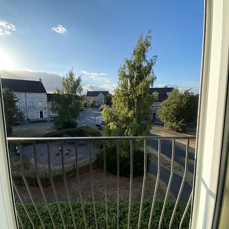 Modern Penthouse Leilighet Wellingborough Eksteriør bilde