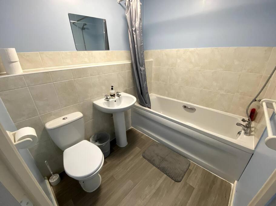 Modern Penthouse Leilighet Wellingborough Eksteriør bilde