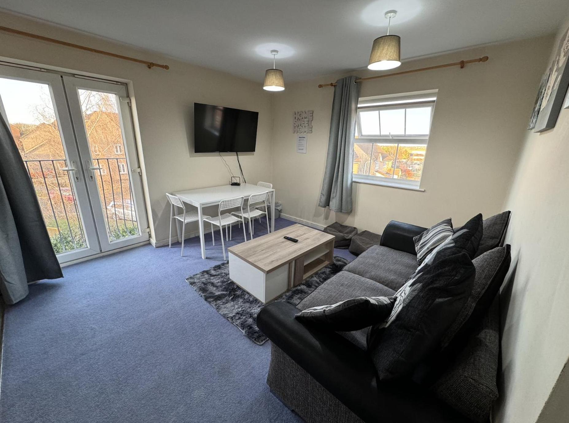 Modern Penthouse Leilighet Wellingborough Eksteriør bilde